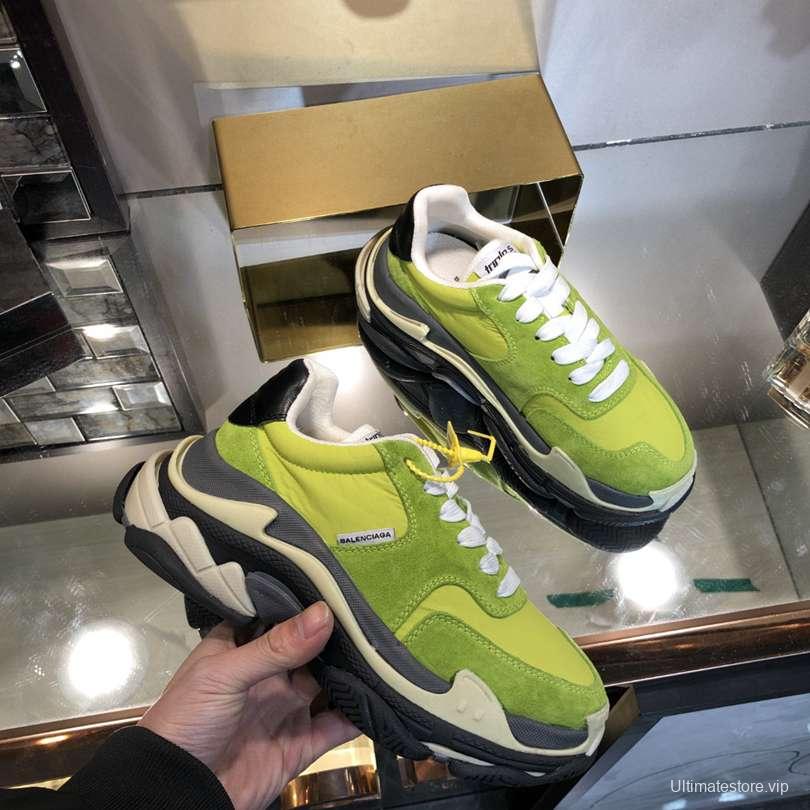 Men/Women Balenciaga Triple S 2.0 Sneaker Green Item 6380340