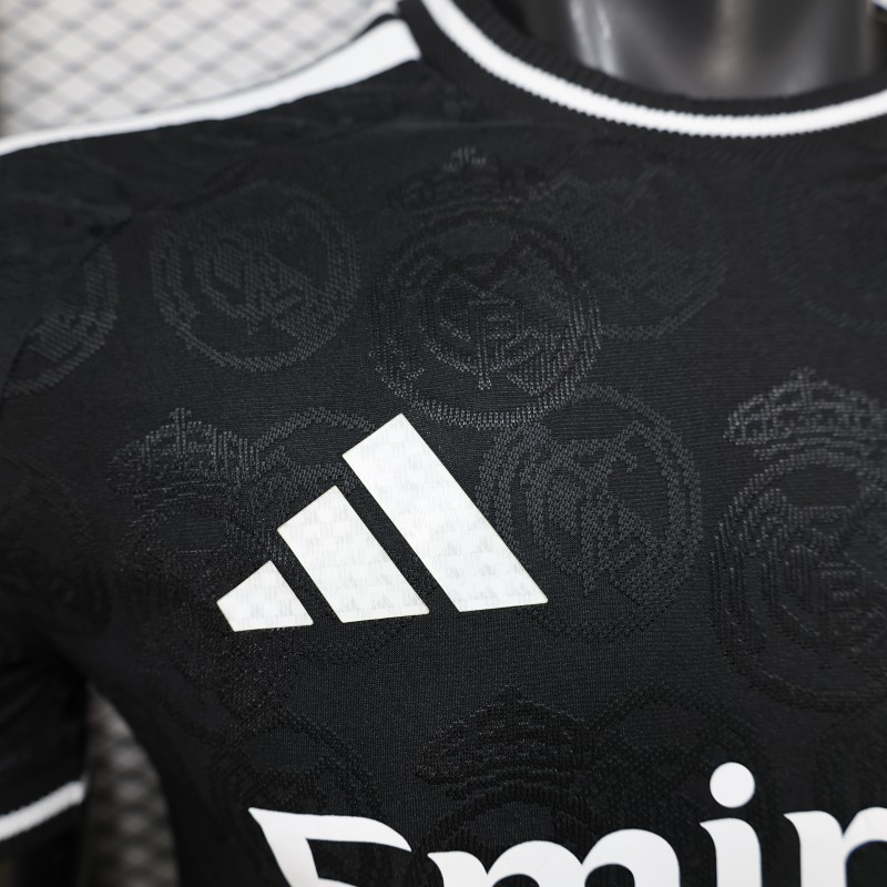 25/26 Player Version Real Madrid Black with Subtle Crest Pattern Jersey