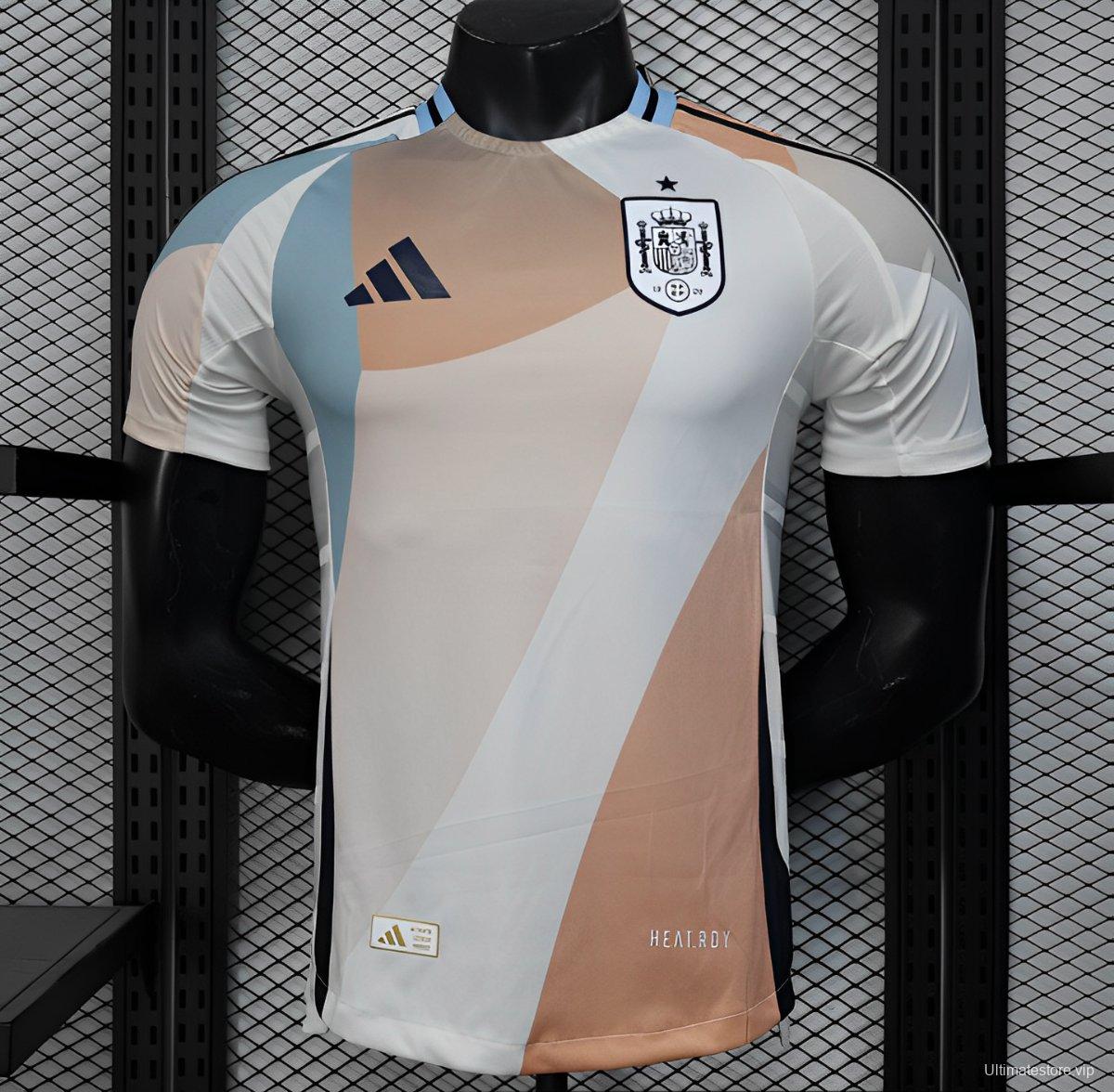 Player Version 2025 Spain Pre-Match White with Geometric Pattern Jersey