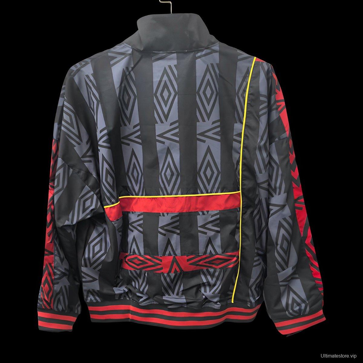 25/26 Manchester United Umbro Heavy Trench Black Coat